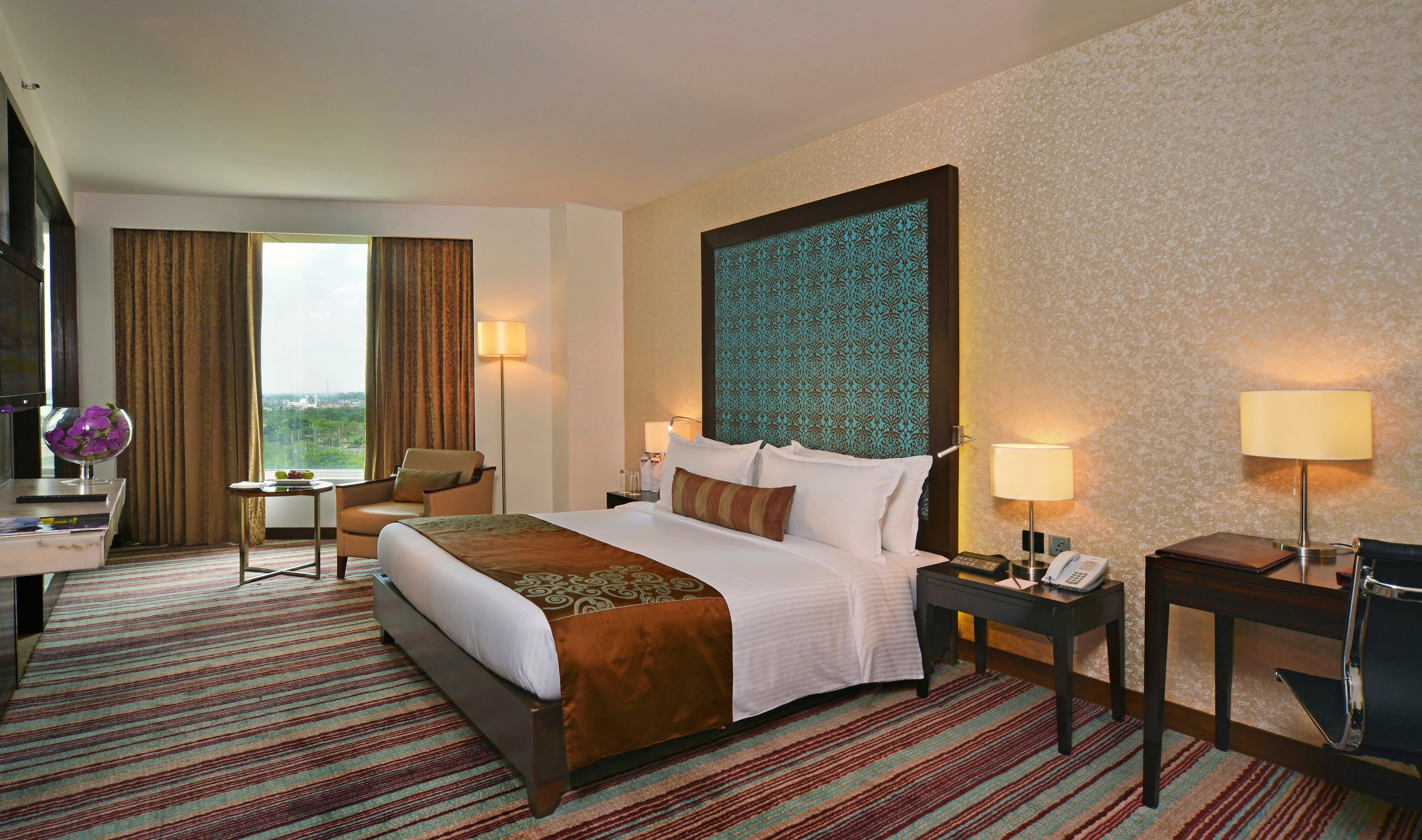 ฮอลิเดย์ อินน์ จันทิครห์ ปัญจกุลา ปัญจ์กุลา ภายนอก รูปภาพ A room at the Taj Bengal